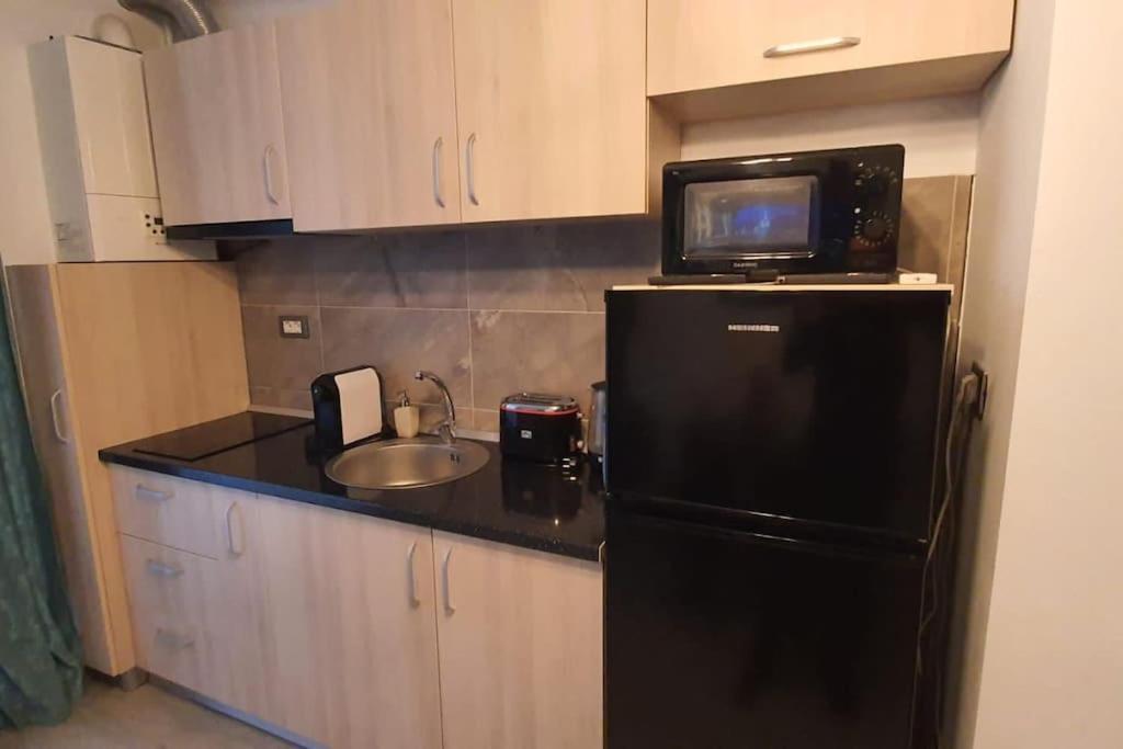 Alezzy Beach Apartament Prima Linie La Mare Năvodari Eksteriør bilde