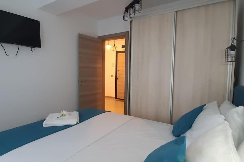 Alezzy Beach Apartament Prima Linie La Mare Năvodari Eksteriør bilde