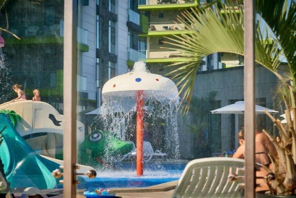 Alezzy Beach Apartament Prima Linie La Mare Năvodari Eksteriør bilde