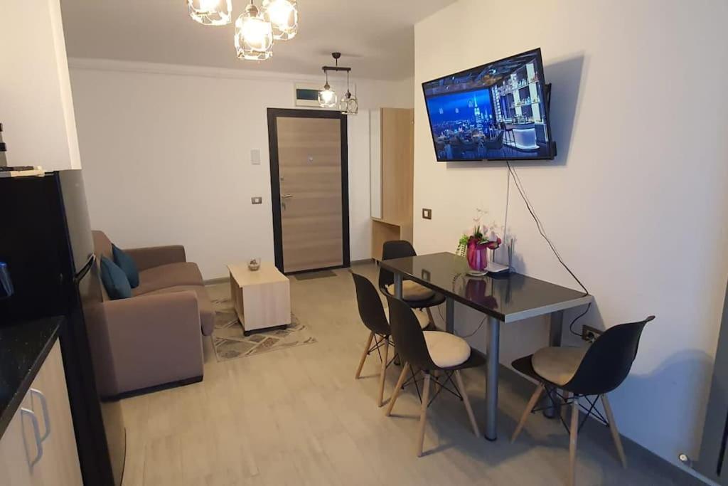 Alezzy Beach Apartament Prima Linie La Mare Năvodari Eksteriør bilde