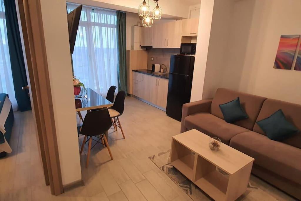 Alezzy Beach Apartament Prima Linie La Mare Năvodari Eksteriør bilde