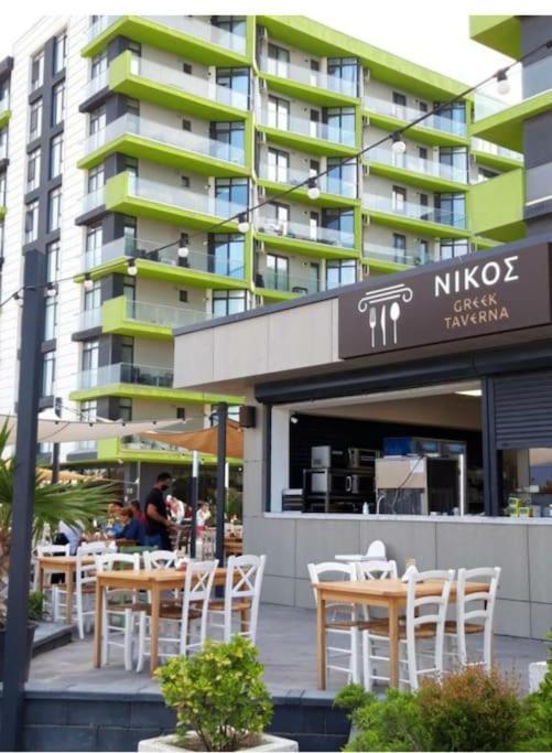 Alezzy Beach Apartament Prima Linie La Mare Năvodari Eksteriør bilde